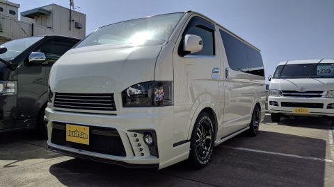 H26年ハイエースバン　S-GL　シルクブレイズカスタムコンプリート